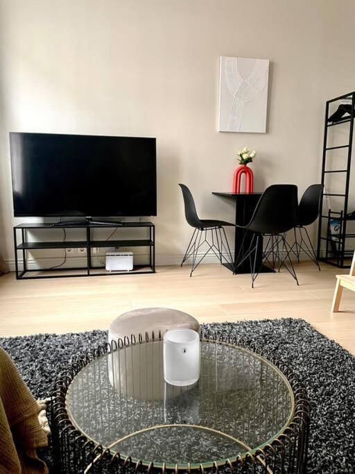 Modern And Cozy Studio Apartment In Central Oslo Kültér fotó